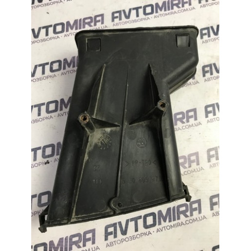 Повітропровід двигуна Skoda Fabia 2 1.2HTP 2007-2014 5J0805971B